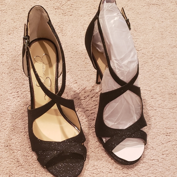 Shoes - Picture 1 of 3